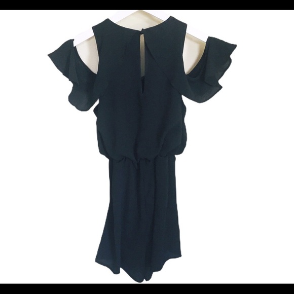 SIENNA SKY (Anthro) Boho Flutter Romper With Cold Shoulder Detail Black Sz Small - Picture 6 of 9